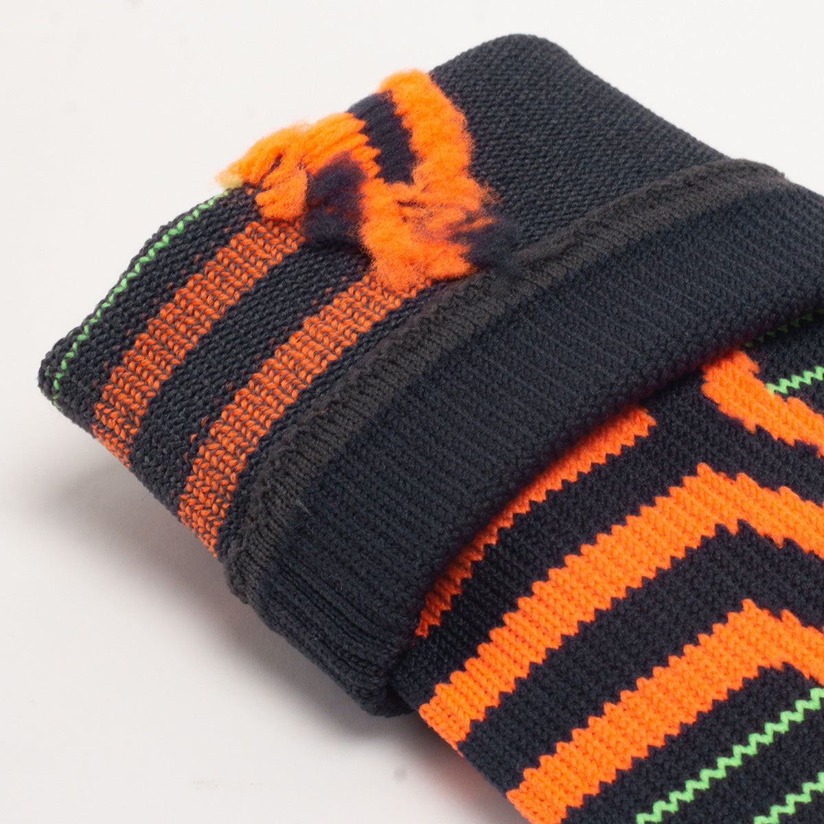 Geometric Compression Crew Socks | OEM High-Intensity Training Athletic Socks