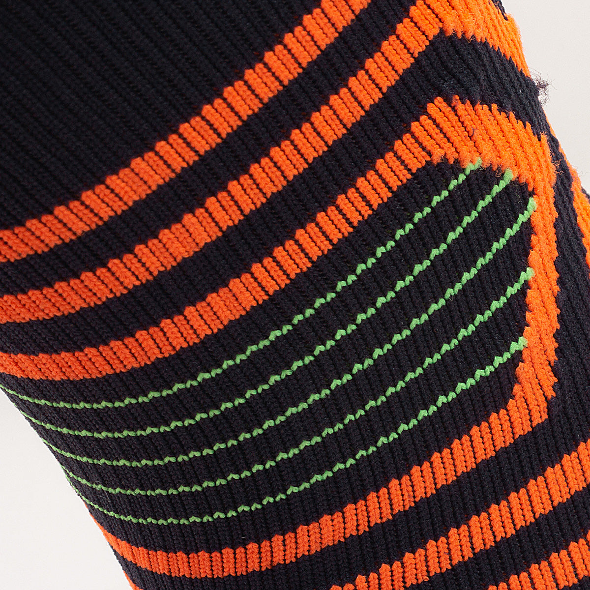 Geometric Compression Crew Socks | OEM High-Intensity Training Athletic Socks