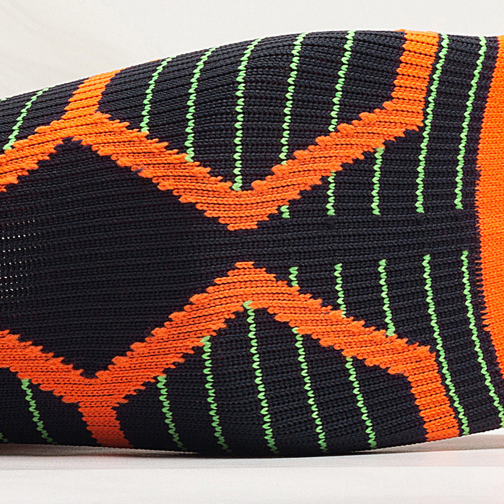 Geometric Compression Crew Socks | OEM High-Intensity Training Athletic Socks